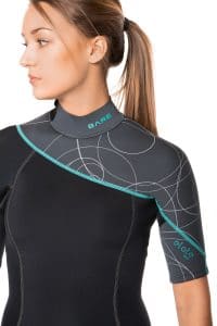 Bare 2mm Elate Shorty Women's Wetsuit - Image 5