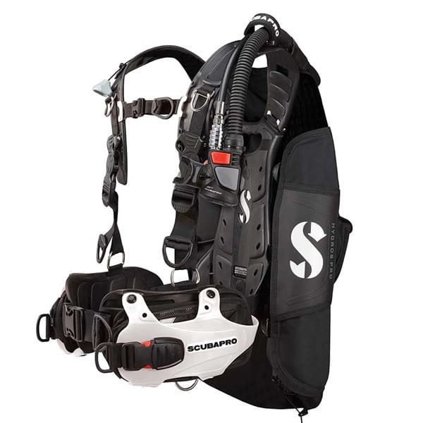 How To Choose A Bcd, Vancouver Diving Locker, Canada