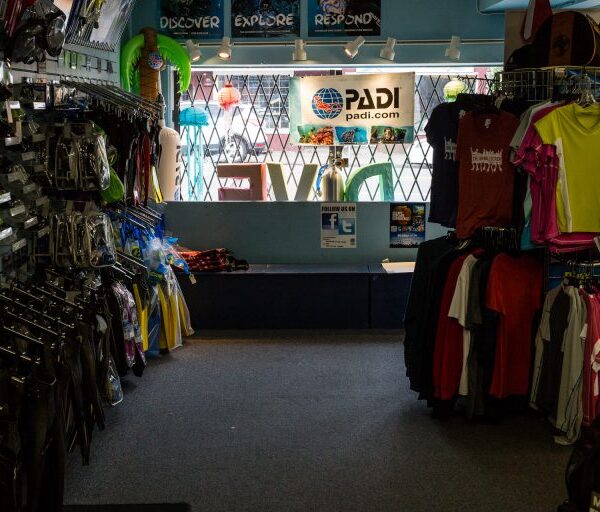 Careers, Vancouver Diving Locker, Canada