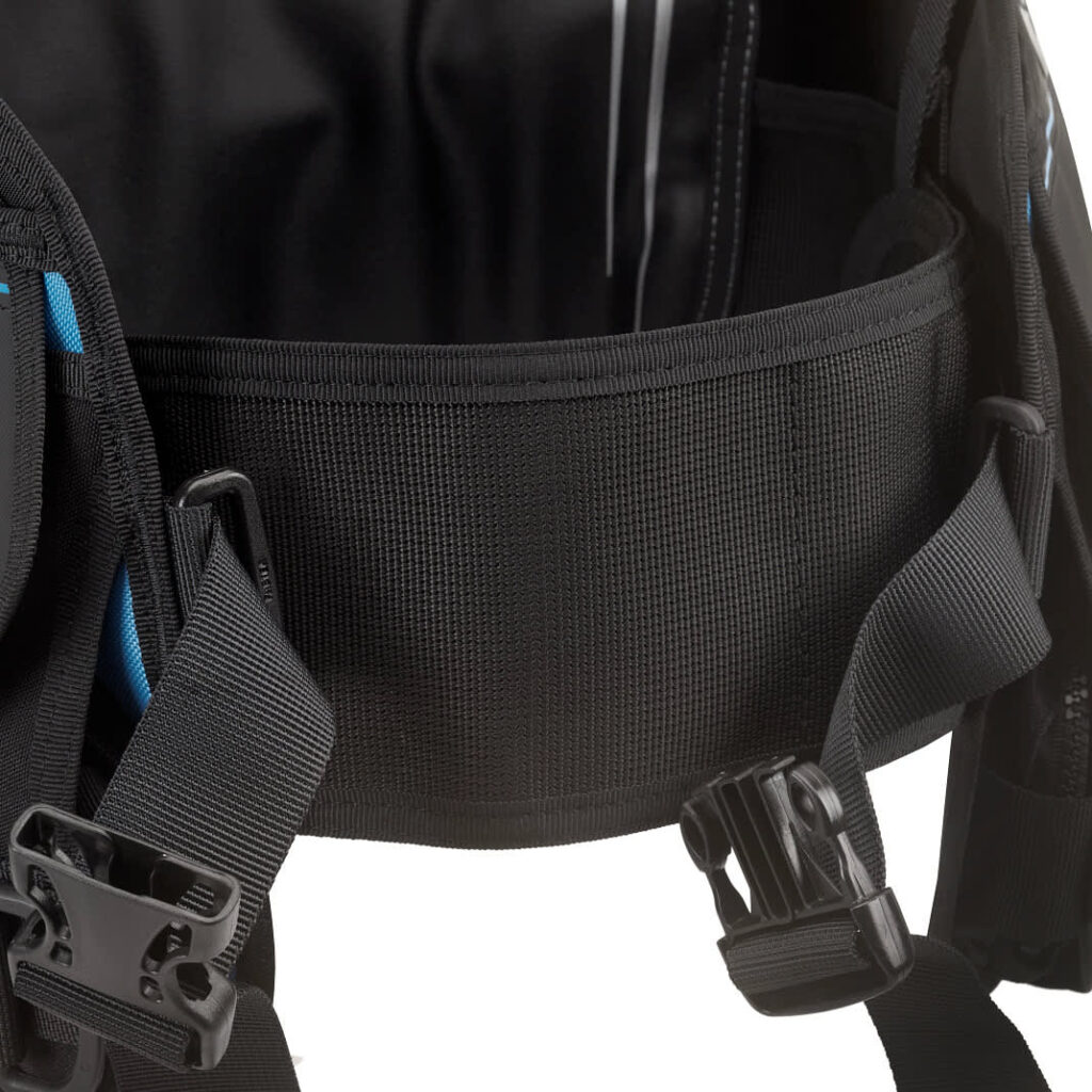 Matthew Mccumstie, Vancouver Diving Locker, Canada